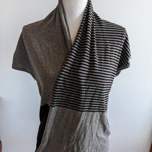 Studio M Crop Top  Cross Front, Size S